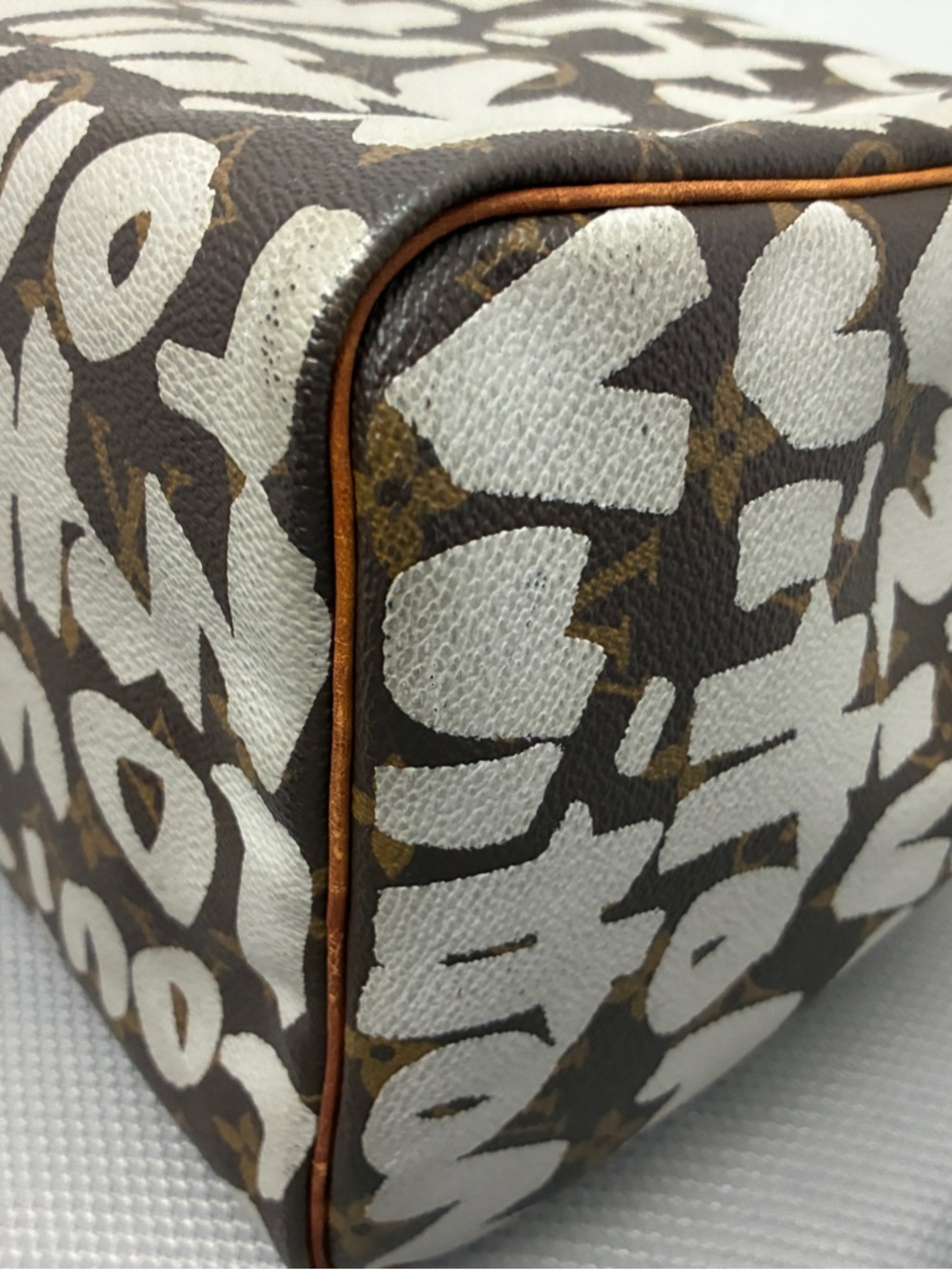 Louis Vuitton Graffiti Sprouse Speedy 30, a rare limited edition handbag-used - Picture 11 of 13
